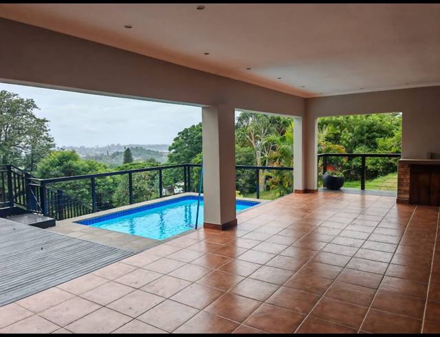 4 BEDROOM HOUSE FOR SALE IN BEREA WEST